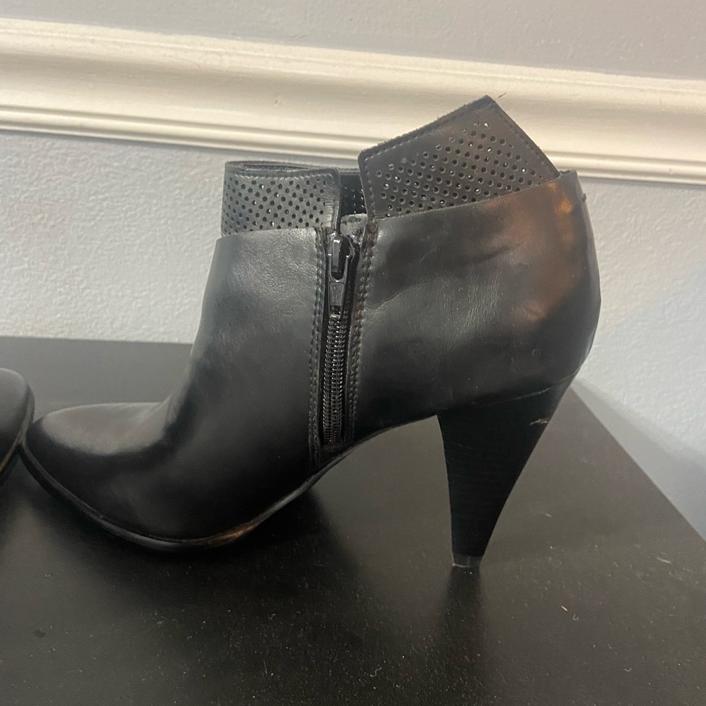 Unity By Carlos Santana Never Worn - image 3